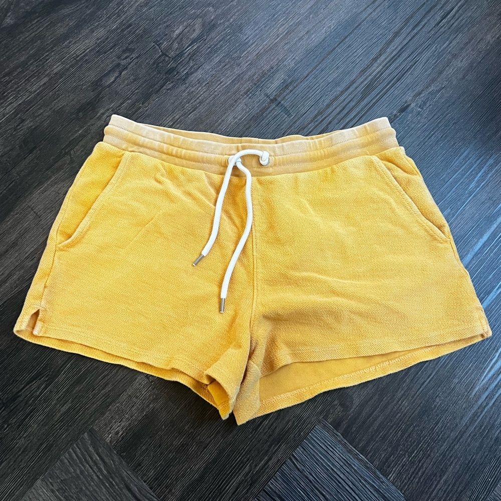 100% Cotton Yellow Gap Shorts size XS